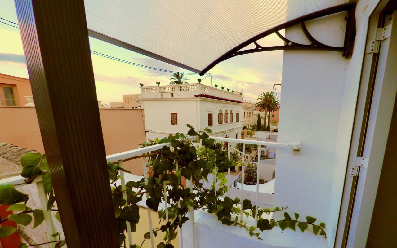 Old Fisherman'S House In Malvarrosa Beach Valencia Exterior foto
